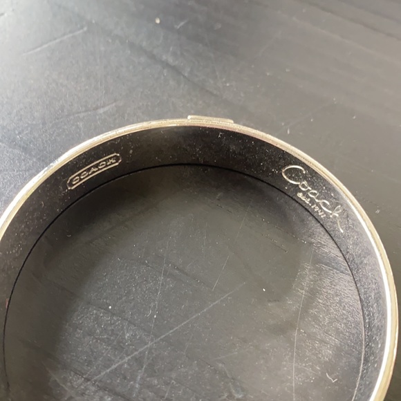 authentic Coach bangle. Black and stainless. - Picture 2 of 4